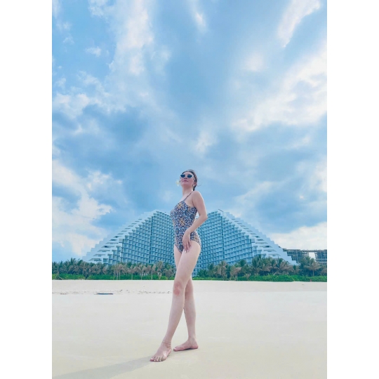 ĐỒ BƠI NỮ MỘT MẢNH 010